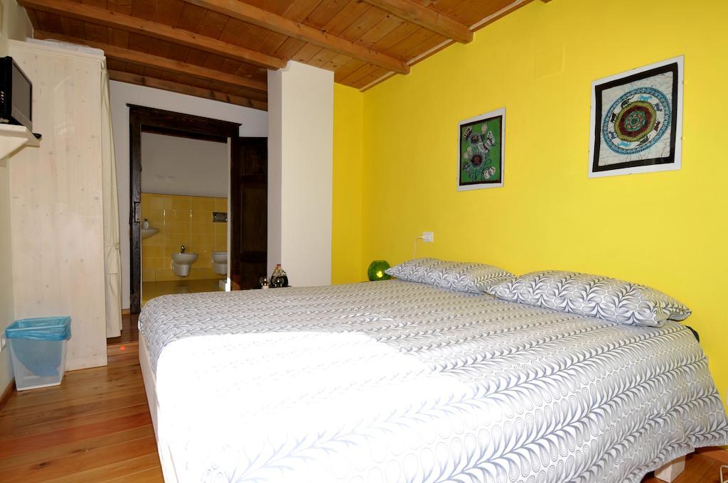 Castel di Casio B&B Borgo Massovrana חדר תמונה